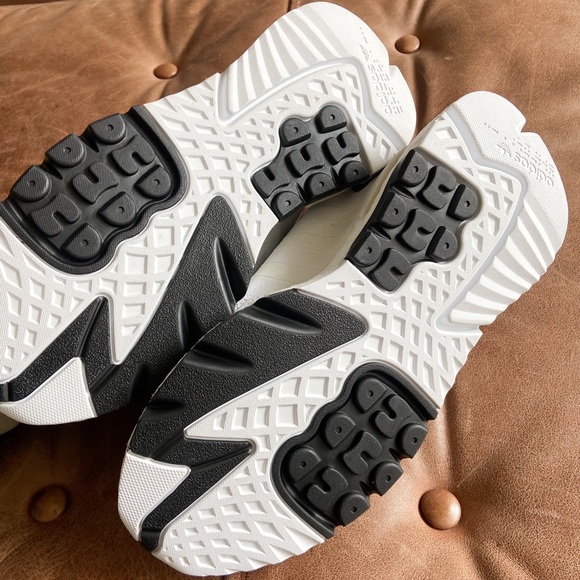 BRAND NEW: ADIDAS NITE JOGGERS - Picture 5 of 5